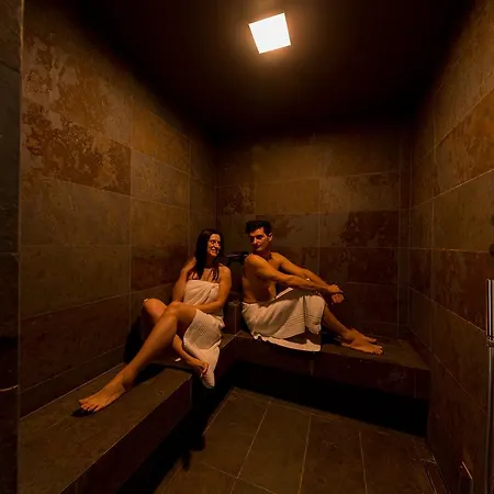 Couette-café Bhavantù 4*